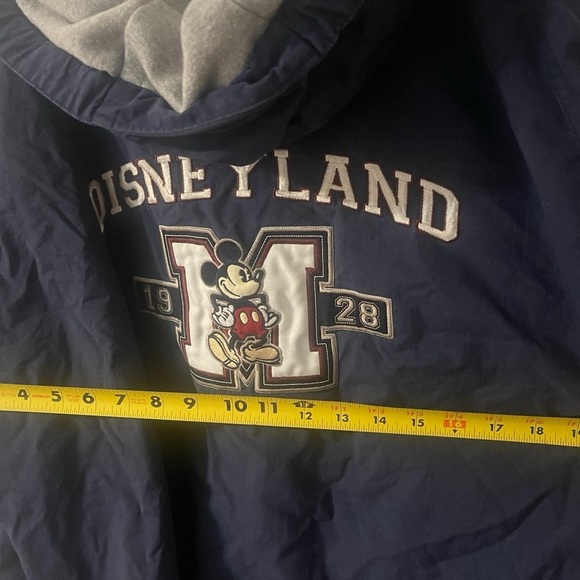 Disneyland Resort 1928 Mickey Mouse Jacket Embroidered Size large - Picture 7 of 16
